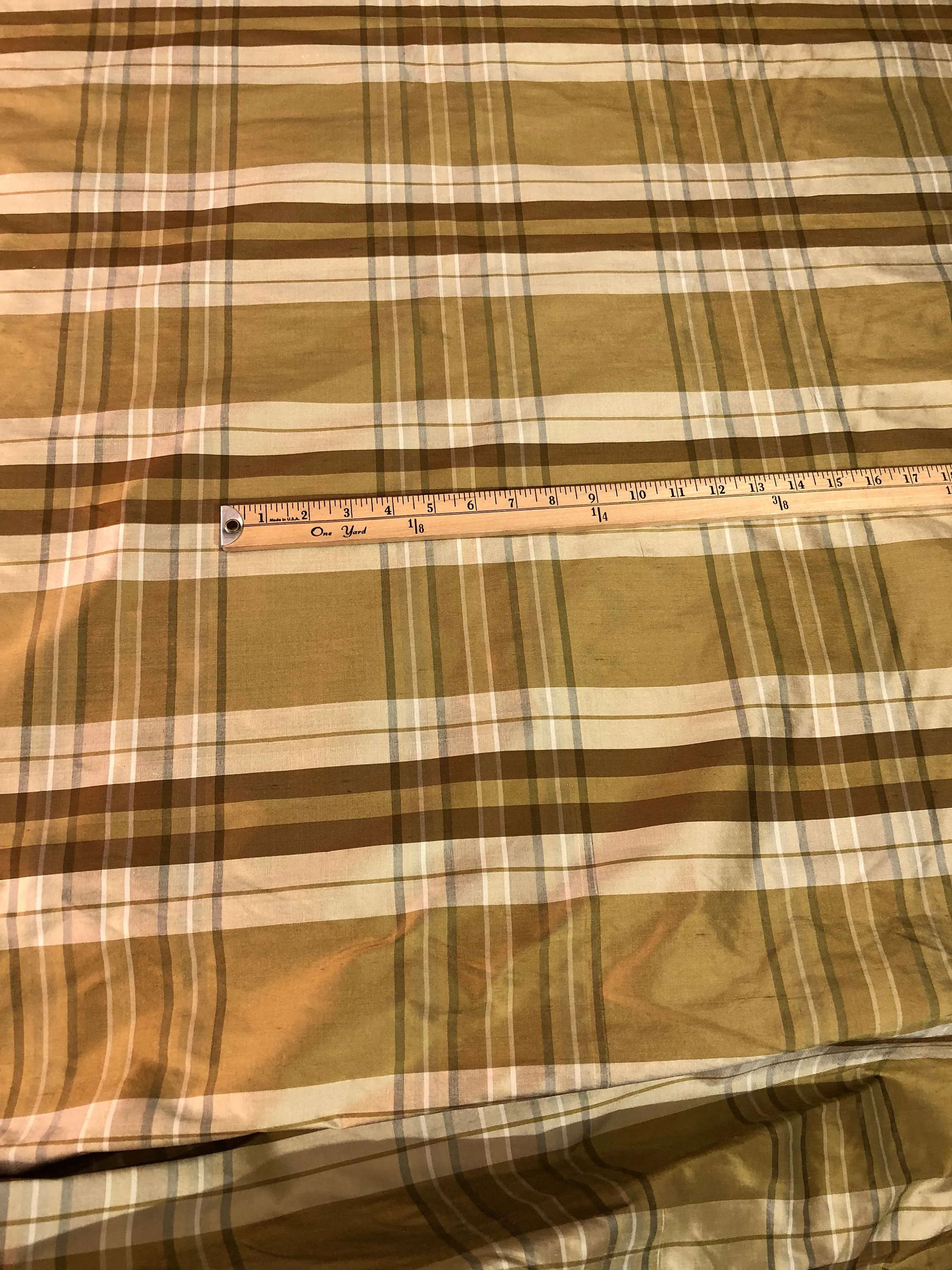100% Silk shantung plads 54&quot;   Gold color         Sold by the yard