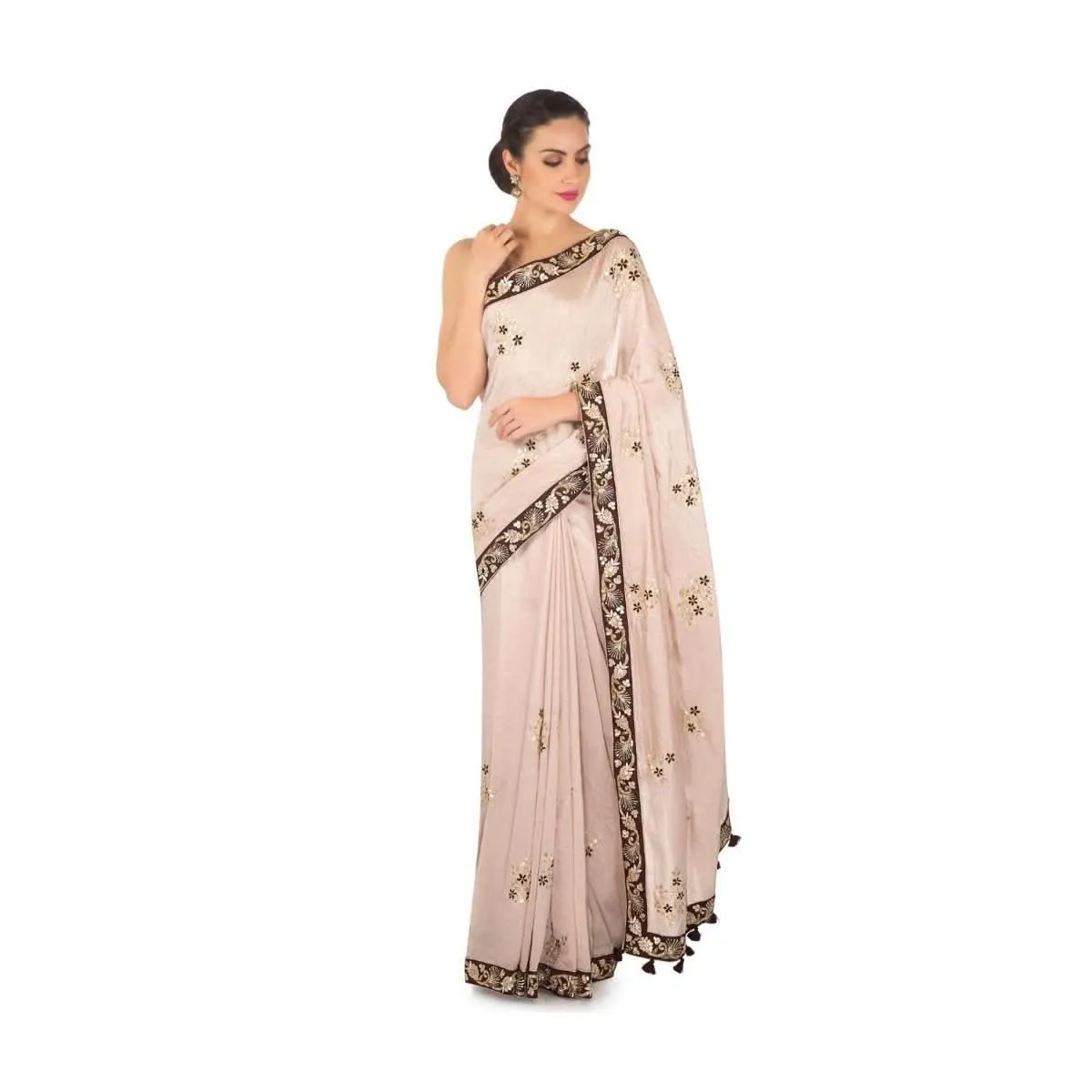 Cream peach saree in silk with gotta patch and resham embroidered butti only on Kalki